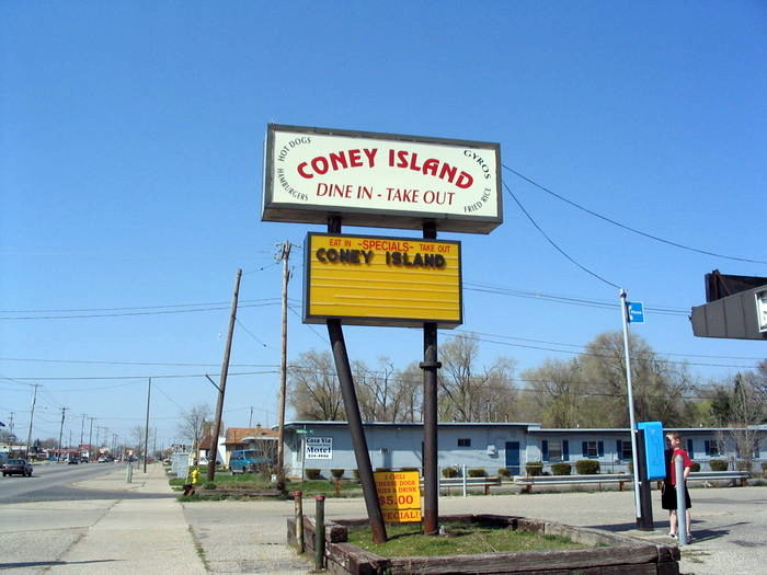 Coney Island (Dog n Suds) - April 2003 (newer photo)